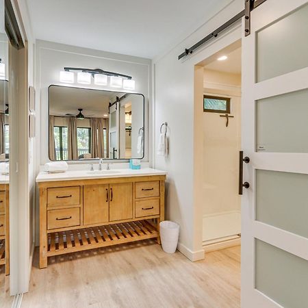 Modern Hilton Head Retreat Walk To Beach And Golf! Hilton Head Island Bagian luar foto