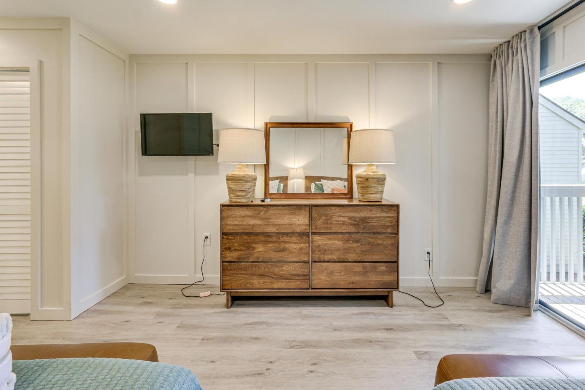 Modern Hilton Head Retreat Walk To Beach And Golf! Hilton Head Island Bagian luar foto
